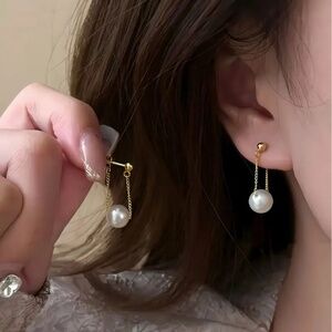 Graceful French-inspired faux pearl pendant earrings